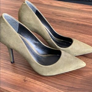 Aldo olive green pumps